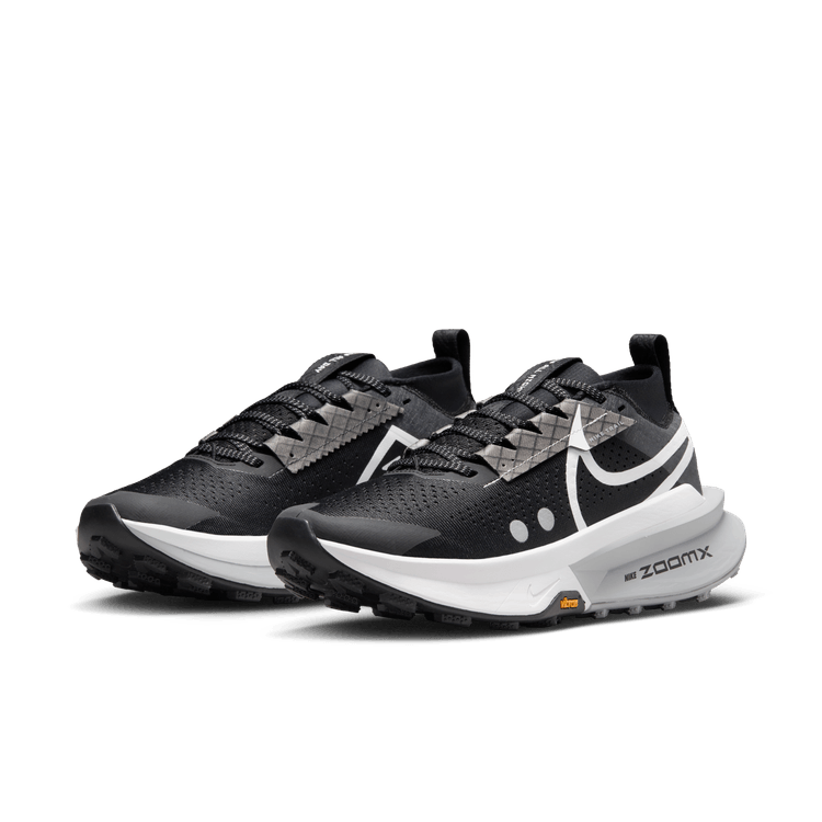 Nike Women's Zegama Trail 2