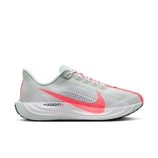 Nike Women's Pegasus Plus