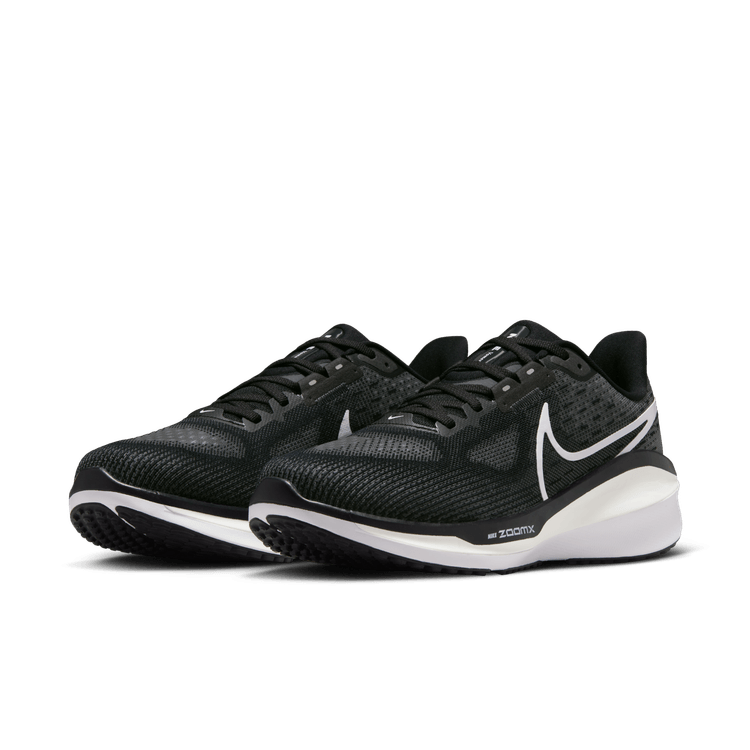 Nike Men's Vomero 17